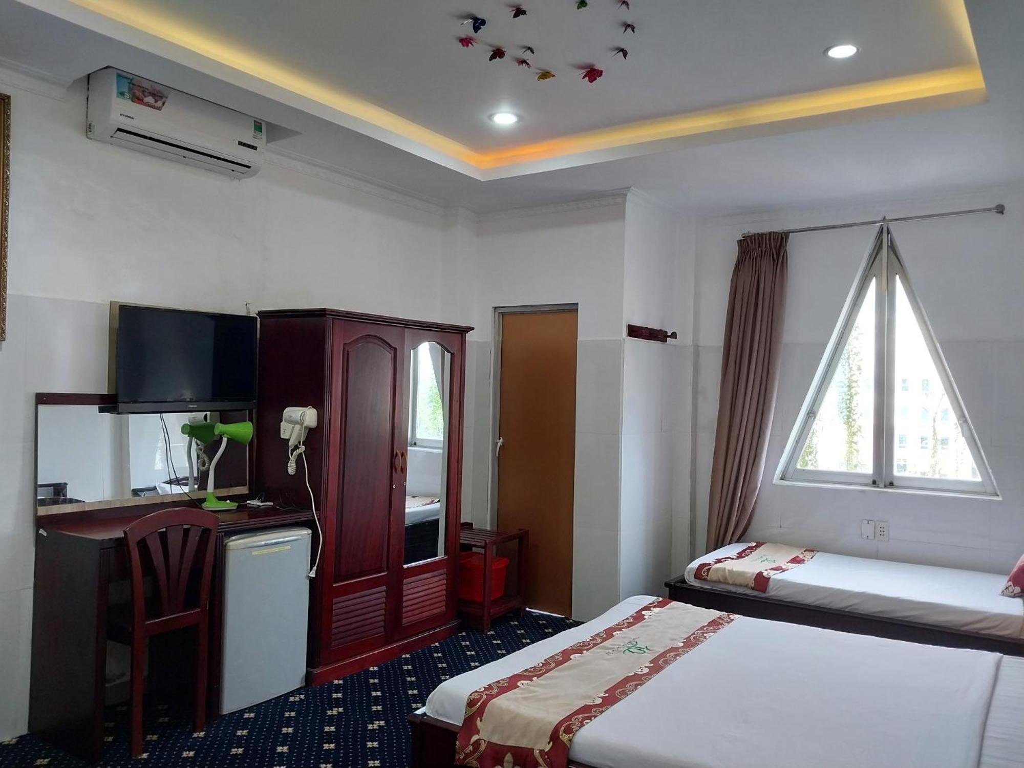 Nhat Quy Hotel Tay Ninh Экстерьер фото