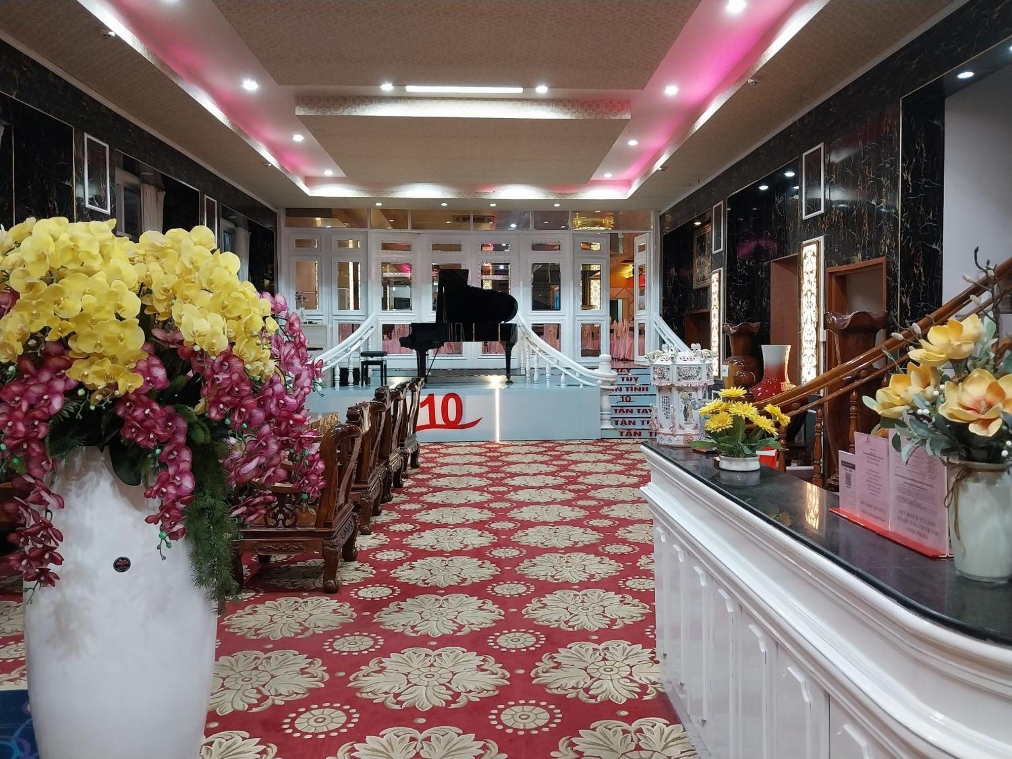 Nhat Quy Hotel Tay Ninh Экстерьер фото