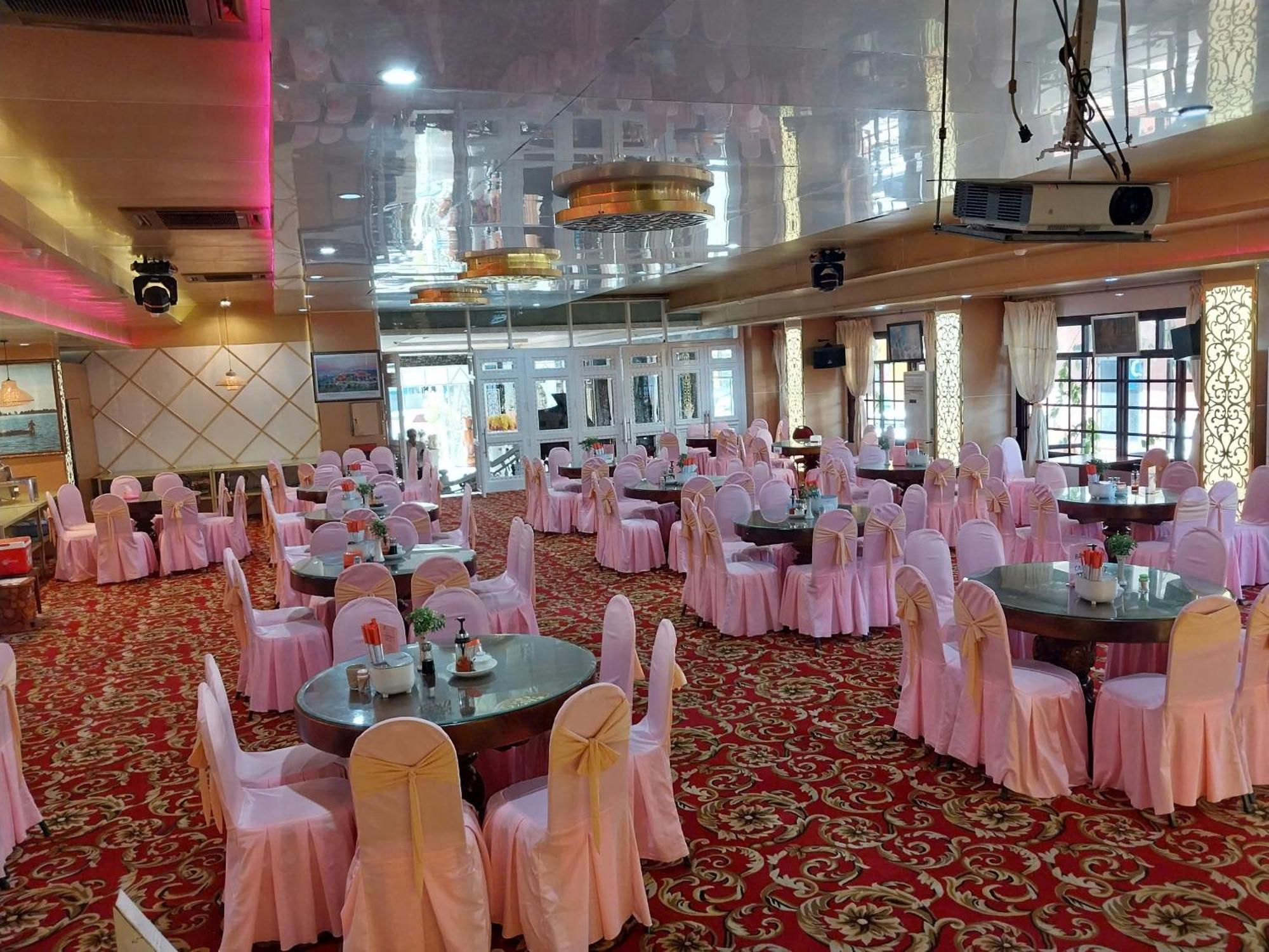 Nhat Quy Hotel Tay Ninh Экстерьер фото
