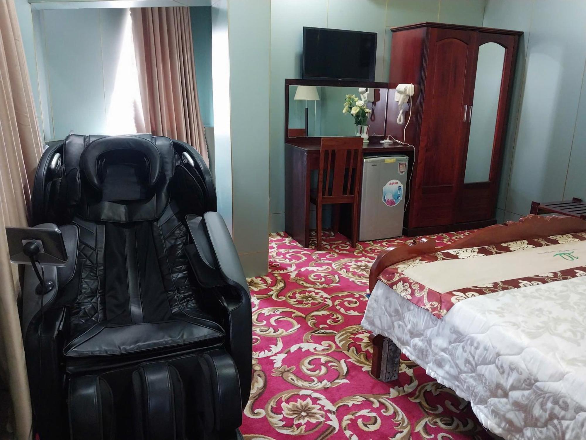 Nhat Quy Hotel Tay Ninh Экстерьер фото